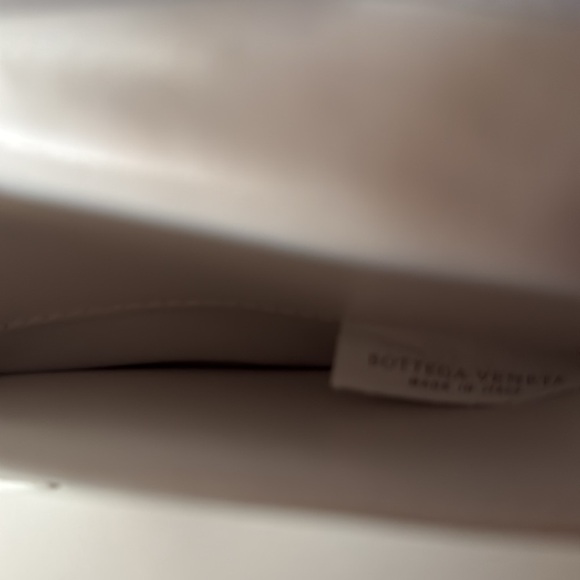 Bottega Veneta Wallet - Picture 9 of 10